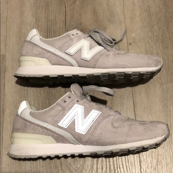 nb 696